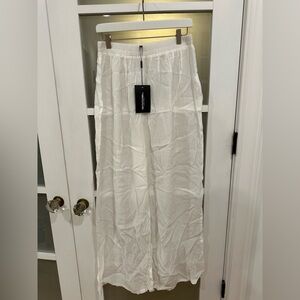 PrettyLittleThing ecru wide leg beach floaty trouser NWT